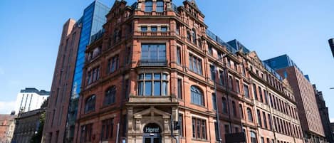 Overnatningsstedets facade