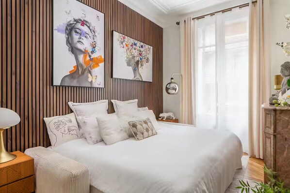 2 chambres, fer et planche à repasser, Wi-Fi, draps fournis