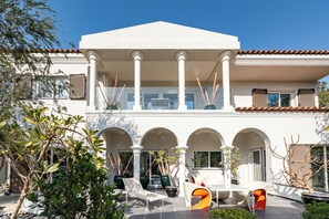 Front of property - Villa GCW Geranium - Mint Stay (Dubai)