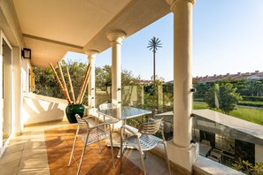Villa, 4 Bedrooms, Garden View | Balcony