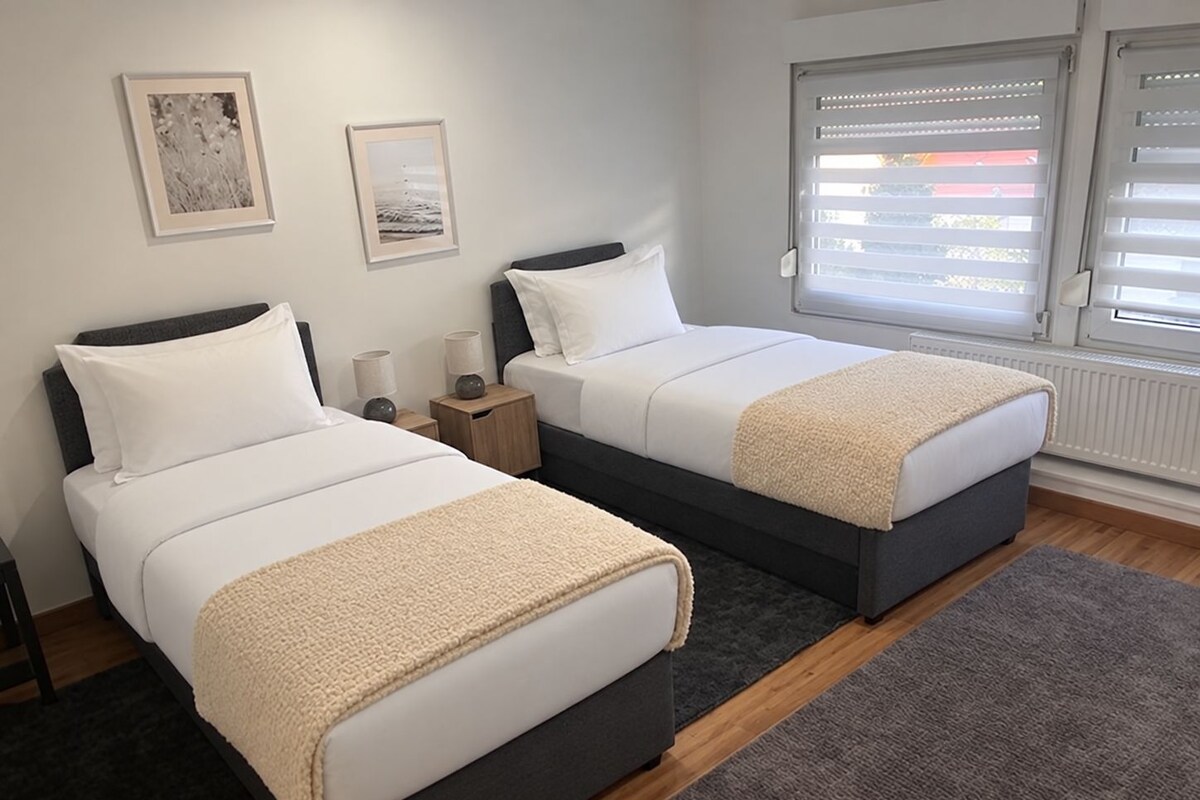 Comfort-Apartment, 2 Schlafzimmer | Schallisolierte Zimmer, kostenloses WLAN