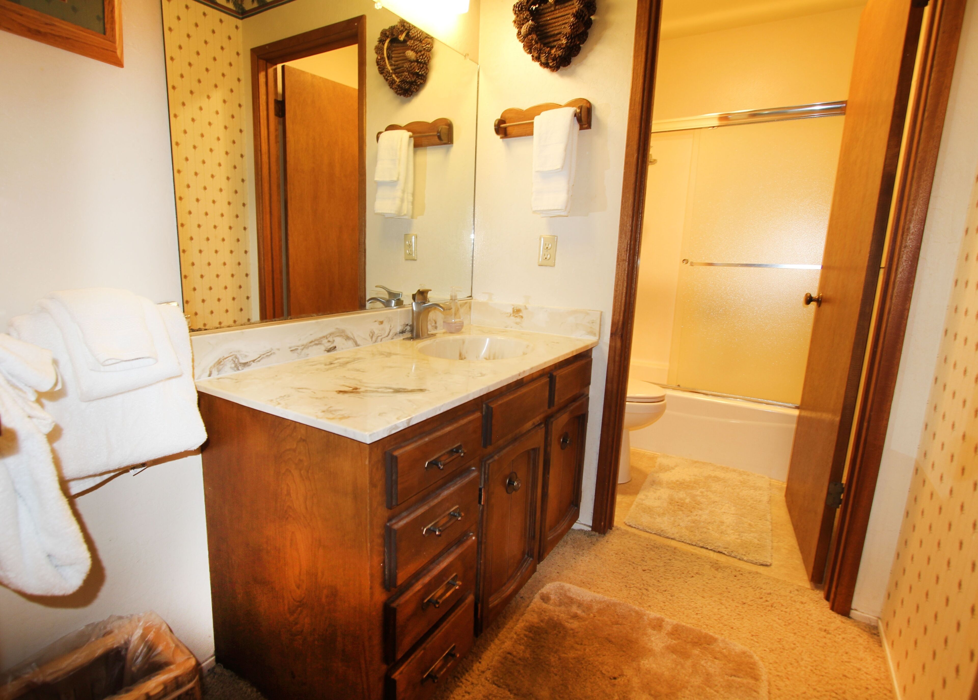 Townhome, 2 Bedrooms | Bathroom | Towels