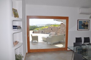 Interior - Villa Eden on the beach (Portobello)