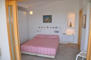4 dormitorios, tabla de planchar con plancha, wifi gratis y ropa de cama