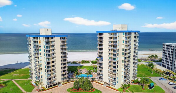Exterior - Penthouse with Gorgeous Sunset View at the Estero Beach & Tennis Club (Fort Myers Beach)