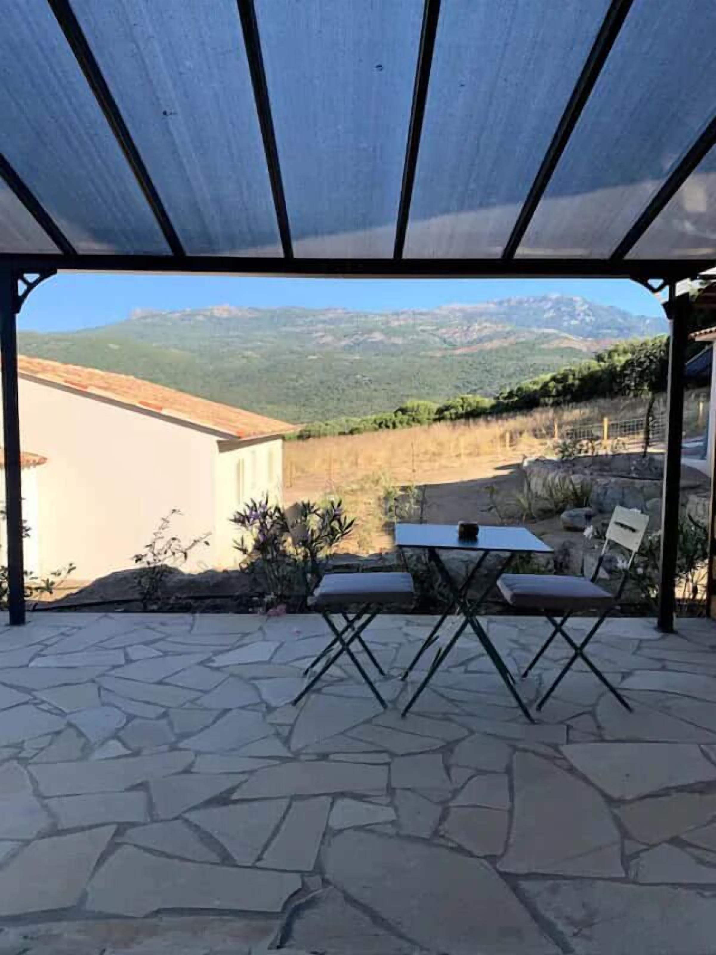Suite Classique, patio, vue montagne | Terrasse/Patio
