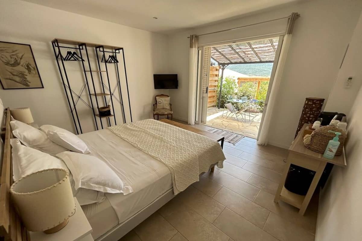 Suite – classic, terrasse, fjellutsikt | 1 soverom og wi-fi (inkludert)