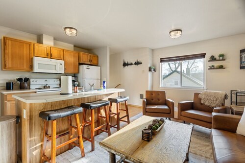 Downtown Kalispell Condo Near Glacier & Whitefish