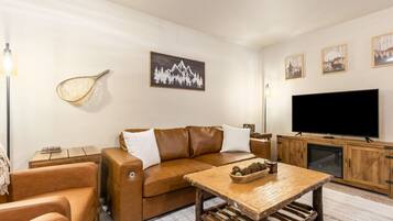 Smart TV, chimenea