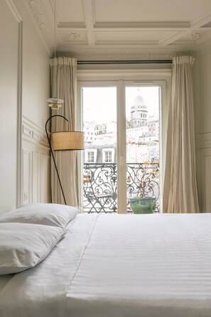 4 chambres, fer et planche à repasser, Wi-Fi gratuit, draps fournis