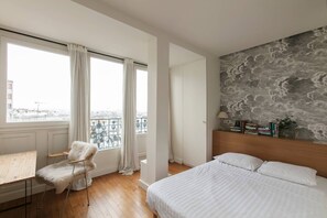 4 chambres, fer et planche à repasser, Wi-Fi gratuit, draps fournis