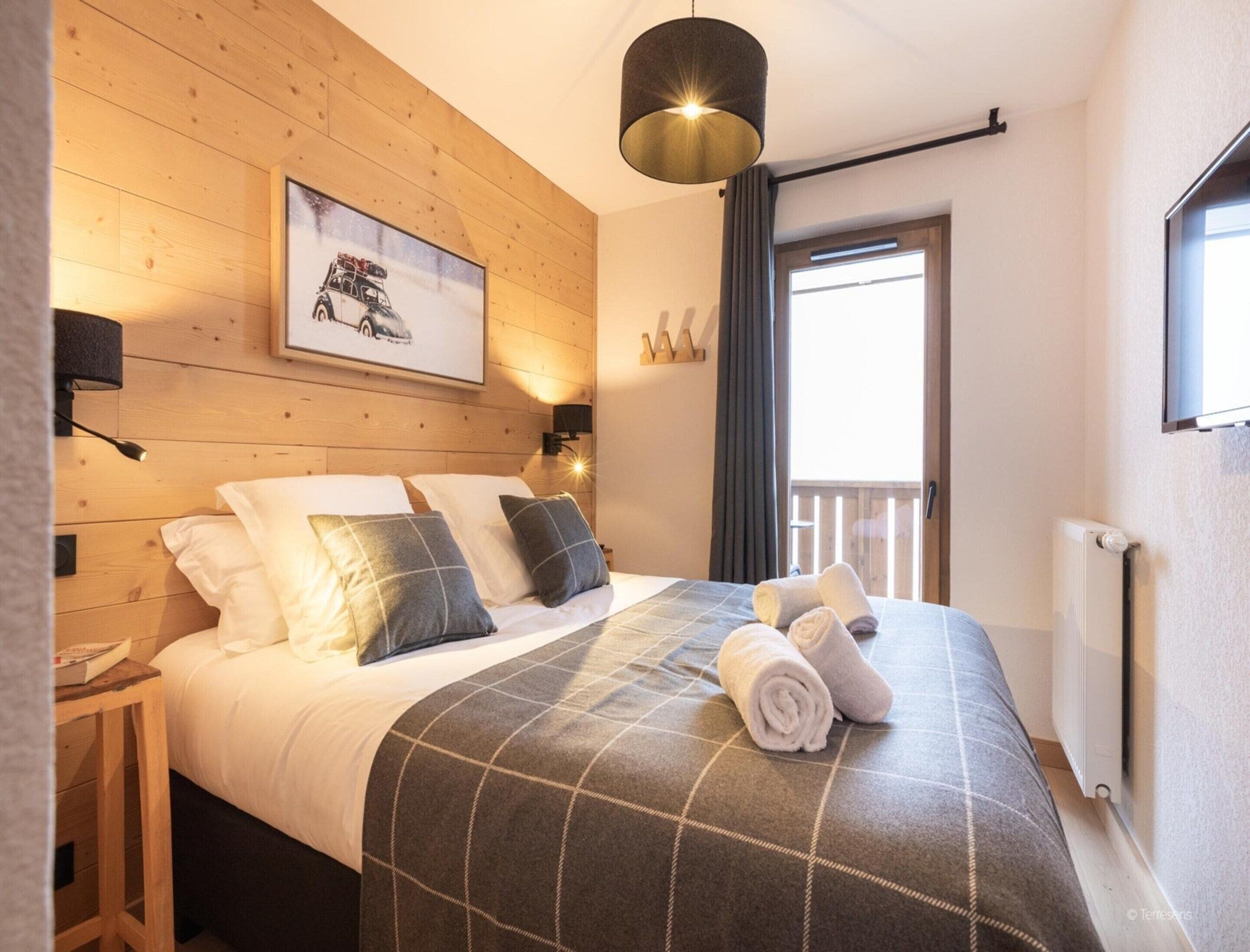 Apartment | 1 bedroom, bed sheets