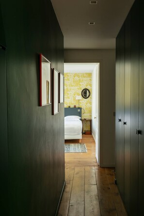 3 quartos, ferros/tábuas de passar roupa, Wi-Fi de cortesia