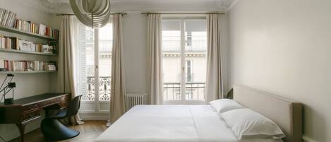 3 chambres, bureau, fer et planche à repasser, Wi-Fi gratuit