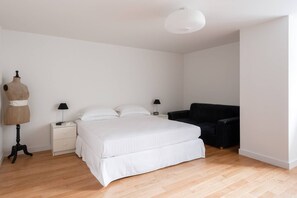 4 chambres, fer et planche à repasser, Wi-Fi gratuit, draps fournis