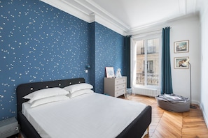 3 chambres, fer et planche à repasser, Wi-Fi gratuit, draps fournis