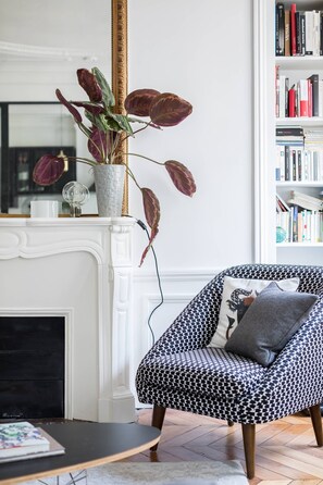 Interior - Rue Sainte-Beuve by onefinestay (Paris)