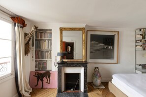 1 chambre, fer et planche à repasser, Wi-Fi gratuit, draps fournis