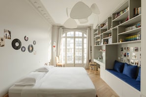 3 chambres, fer et planche à repasser, Wi-Fi gratuit, draps fournis