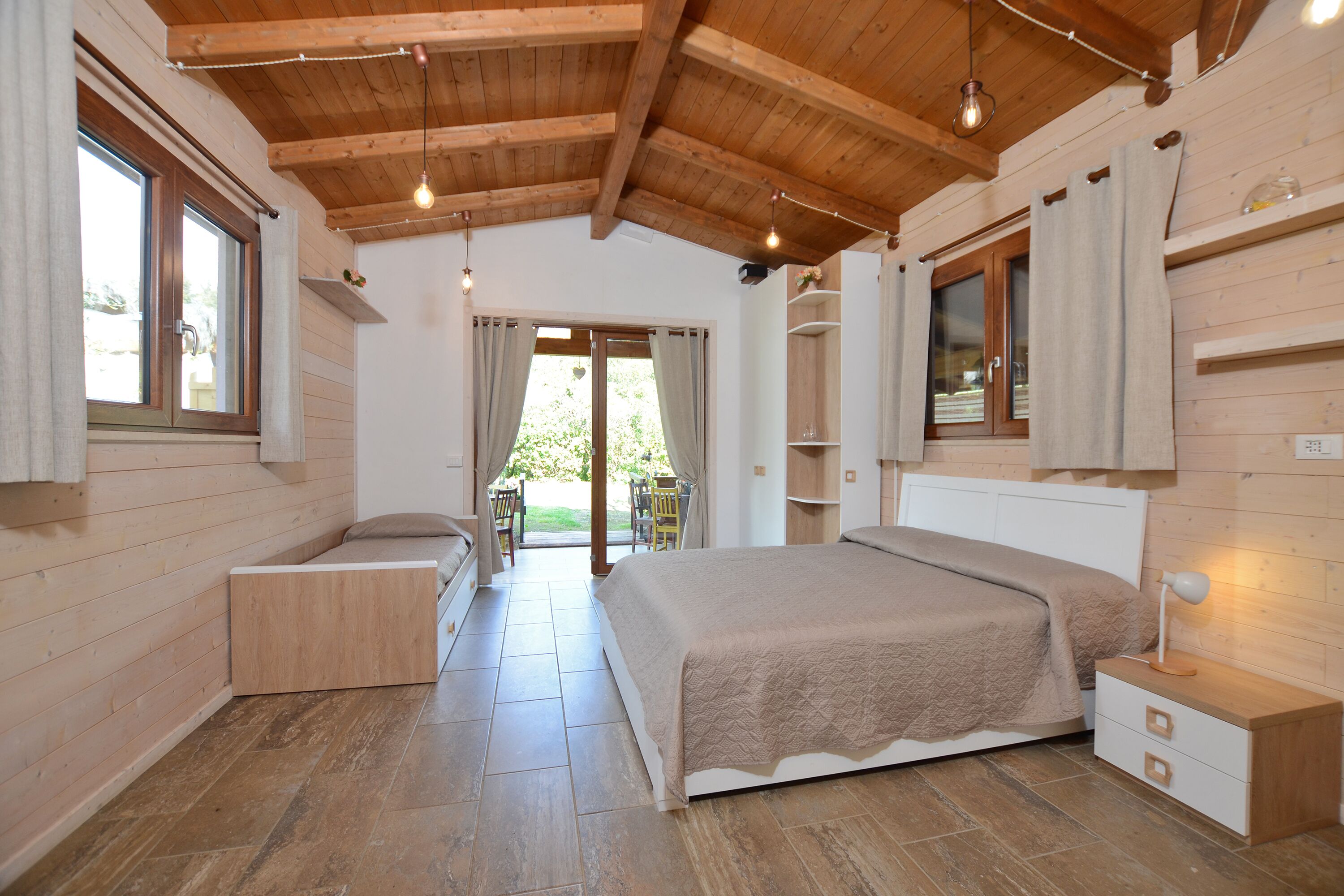 1 kamar tidur, setrika/meja setrika, dan Wi-Fi (biaya tambahan)