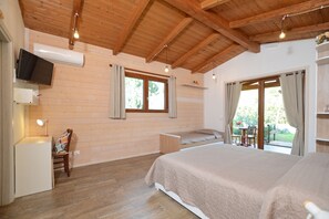 1 chambre, fer et planche à repasser, Wi-Fi, draps fournis