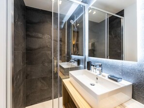 Apartemen | Kamar mandi