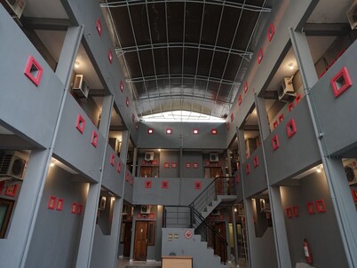 Hotel O Palembang Near Bumi Sriwijaya Stadium Formerly HPA Homestay