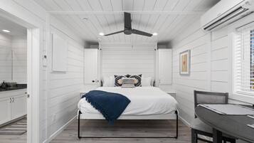 1 habitación, escritorio, wifi gratis y ropa de cama