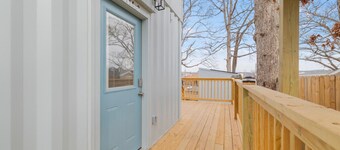 Container Getaway - Perfect for couples.