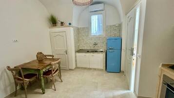 Condo superluxo, vista para a cidade | Área de estar