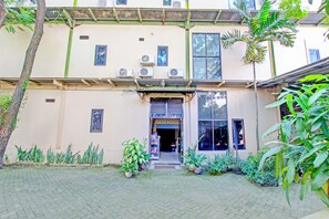 Front of property - Hotel O Semarang near Bandara Ahmad Yani formerly Rumah Ceria (Semarang)