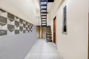 Lobby - Hotel O Semarang near Bandara Ahmad Yani formerly Rumah Ceria (Semarang)