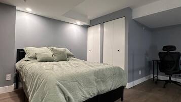 1 bedroom, iron/ironing board, WiFi, bed sheets