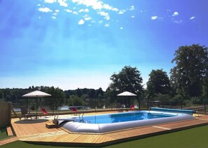 Pool - ZEcamping 3 étoiles toboggans animaux acceptés locatif TV LV BBQ 32m2 (Loudéac)