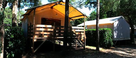 Extérieur