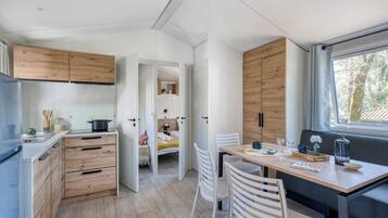 Superior Cottage, 3 Bedrooms | Living area | TV