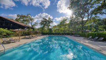 Seasonal outdoor pool