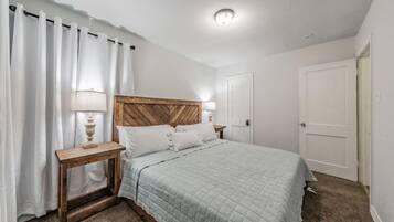 3 bedrooms, iron/ironing board, free WiFi, bed sheets