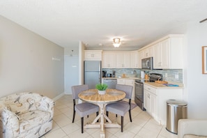 Interior - Estero Beach and Tennis 605-C: Beachfront Balcony | Stunning Views (Fort Myers Beach)