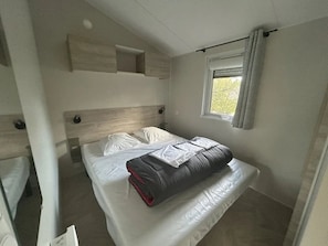 4 bedrooms, WiFi