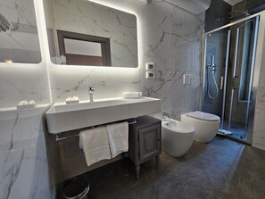 Bathroom shower - Dorolea Rooms Torino Centro (Turin)
