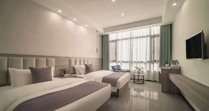 Huangguoshu Guchunxiang Homestay