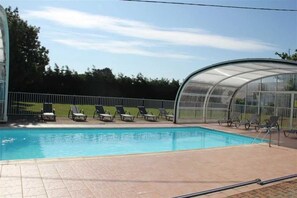Piscine couverte, piscine chauffée