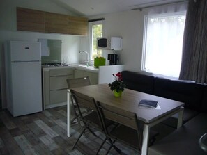 Dining - Camping 3 étoiles - ccbbdhc (Priziac)