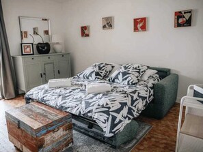 2 bedrooms, WiFi