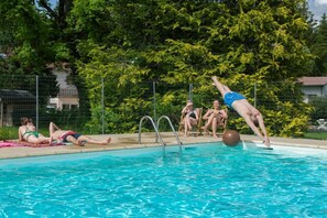 Imagen sin descripción, 3 de 15, botón