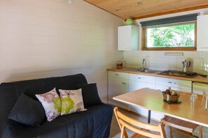 Télévision, table de tennis de table