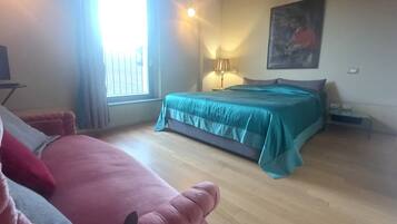 7 Schlafzimmer, WLAN, BettwÀsche