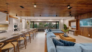 Téléviseur connecté, jeux vidéo, bureau