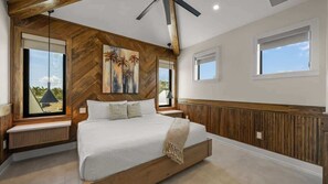 7 bedrooms, desk, iron/ironing board, free WiFi